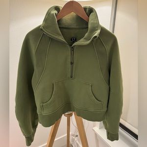 Lululemon Scuba Oversized Funnel
Neck Half Zip